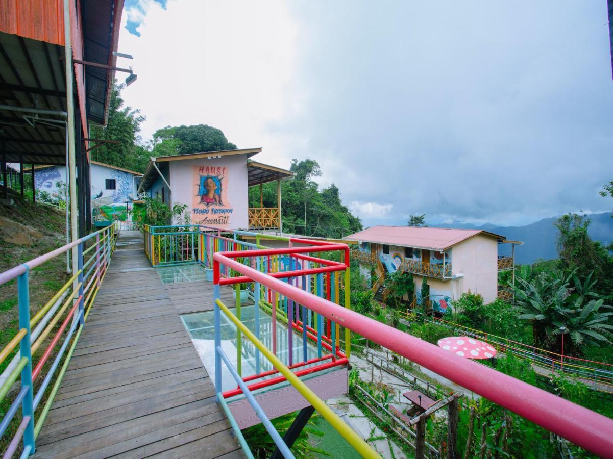 Oyo 90111 Happy Garden Hotel Tenompok Bagian luar foto